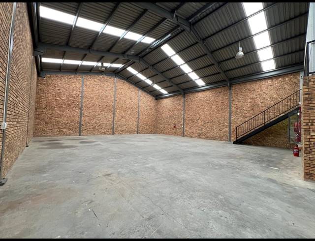 347M² WAREHOUSE TO LET IN STRIJDOMPARK